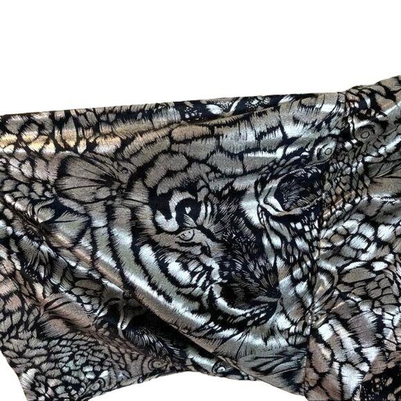 Fourteenth Place Vintage Womens Top Size Medium Black Silver Tiger Print - Picture 3 of 12